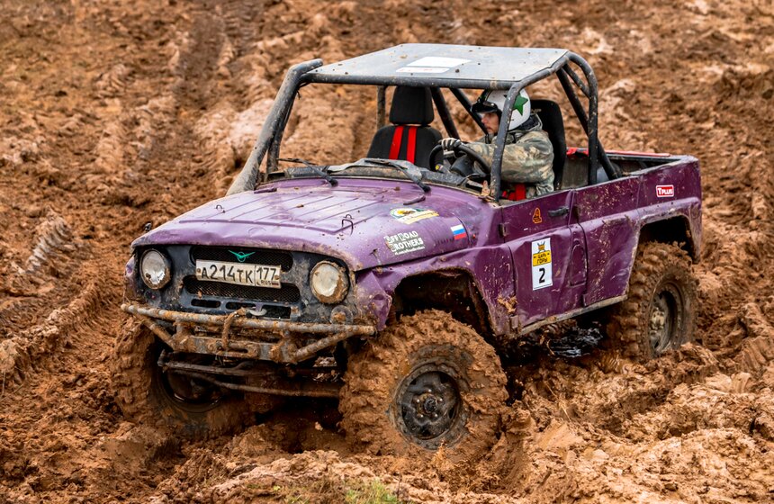 Соревнования по трак-триалу "Царь Горы" прошли в Твери 13 фото