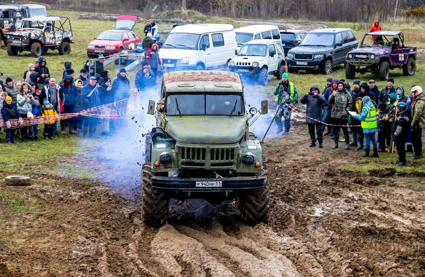 Соревнования по трак-триалу "Царь Горы" прошли в Твери 3 фото