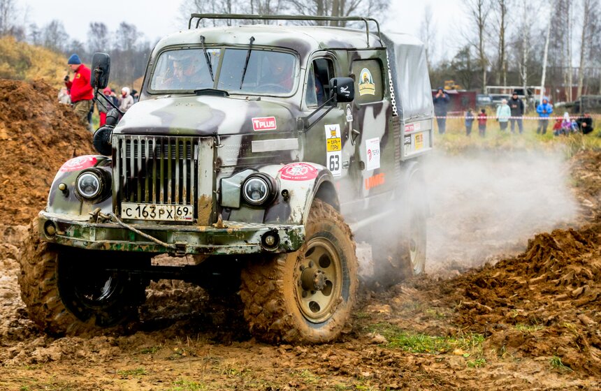 Соревнования по трак-триалу "Царь Горы" прошли в Твери 19 фото