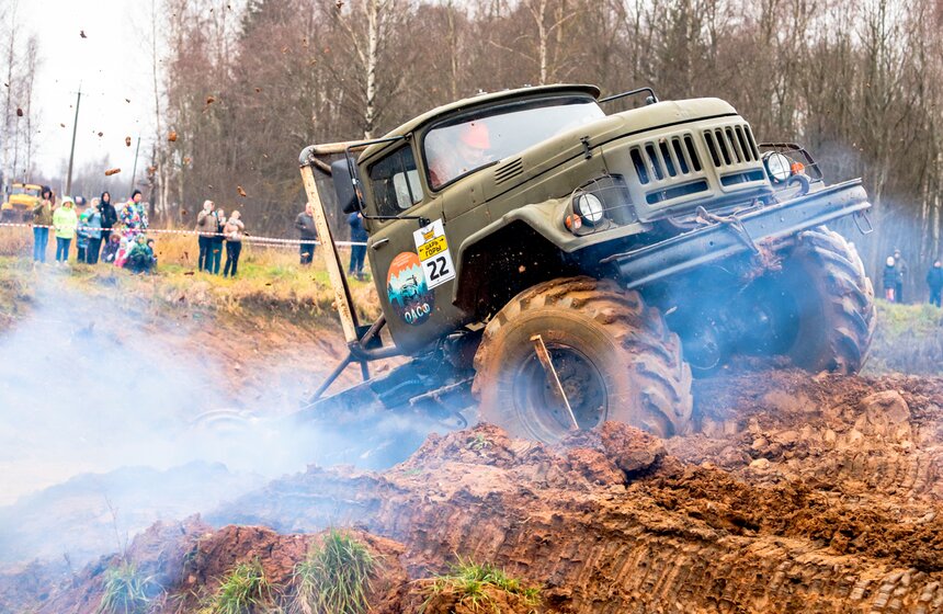 Соревнования по трак-триалу "Царь Горы" прошли в Твери 12 фото