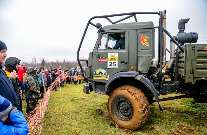 Соревнования по трак-триалу "Царь Горы" прошли в Твери 6 фото