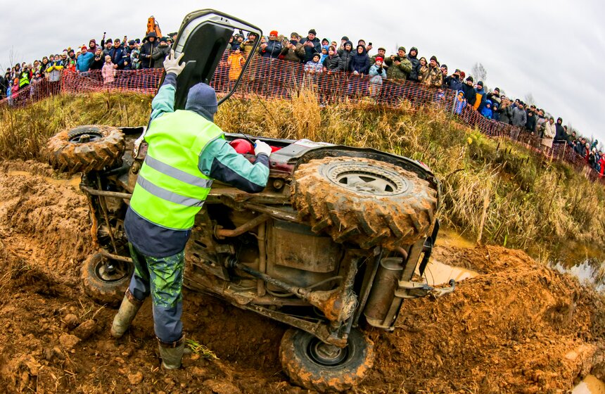 Соревнования по трак-триалу "Царь Горы" прошли в Твери 21 фото