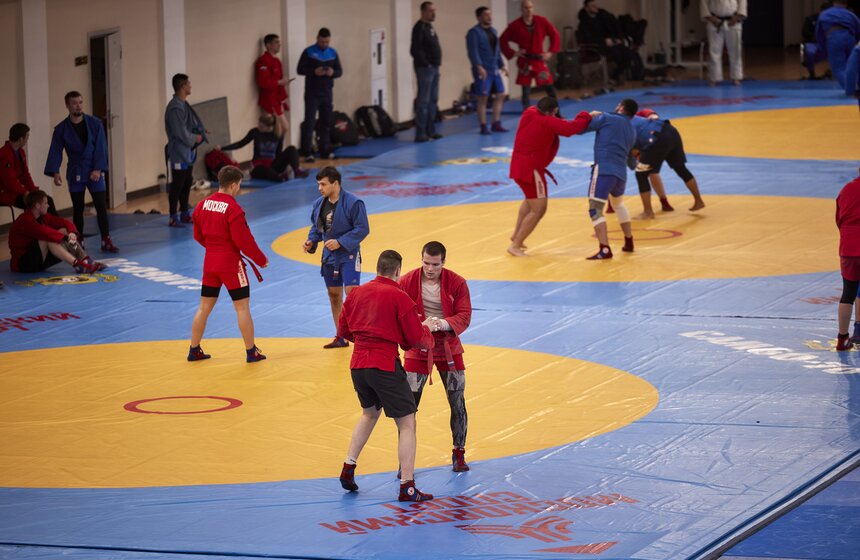 Фестиваль "Начни год с самбо" провели в столице 10 фото