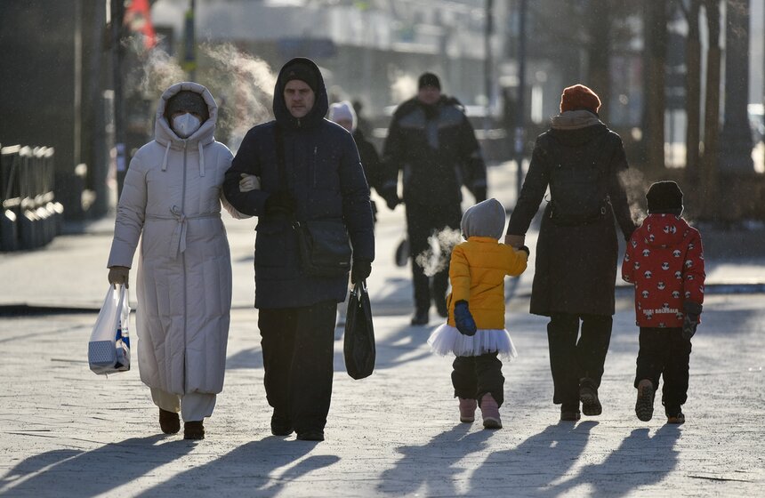 Синоптик спрогнозировал период ослабления аномальных морозов в Москве 13 фото