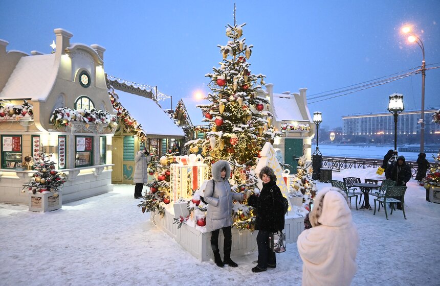 Москвичи активно провели рождественские выходные, несмотря на сильные морозы 17 фото