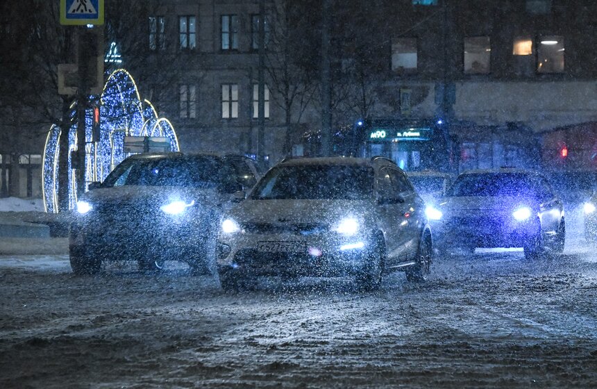 Сильный снегопад накрыл столицу в ночь на 10 января 2 фото