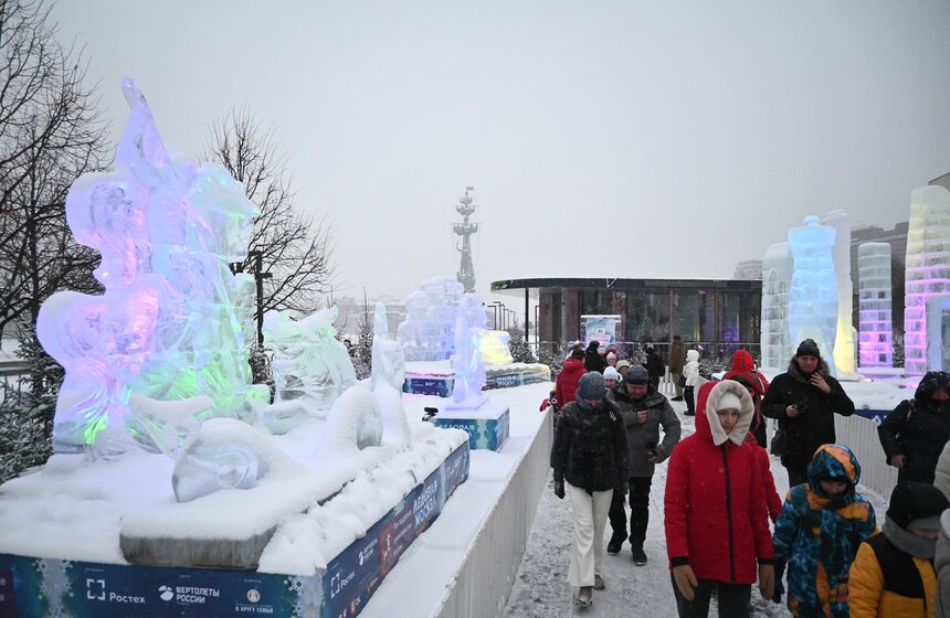 IX фестиваль "Ледовая Москва. В кругу семьи" стартовал в столице 12 фото