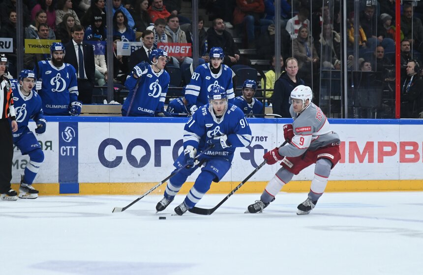 "Спартак" обыграл "Динамо" в хоккейном матче Чемпионата КХЛ 11 фото