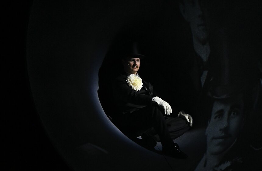 Спектакль "Пигмалион" представили в Театре сатиры 18 фото