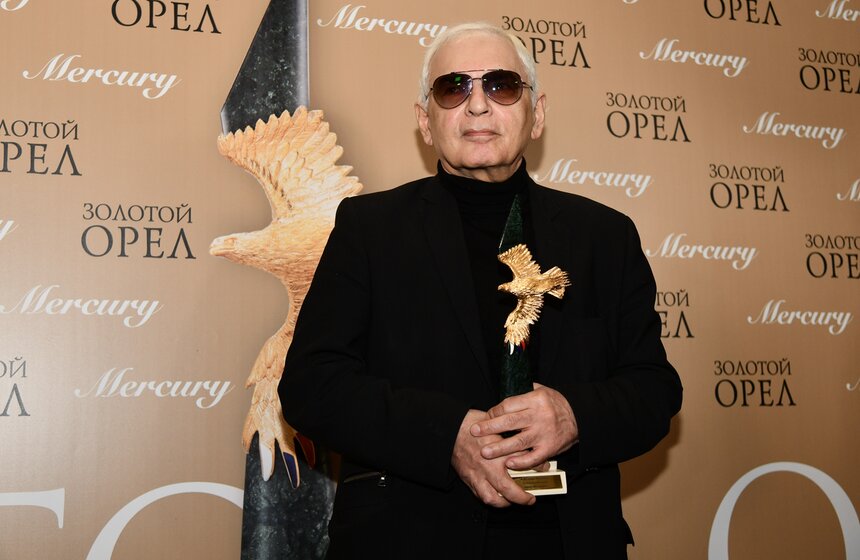 Генеральный директор киноконцерна "Мосфильм", режиссер Карен Шахназаров, получивший награду за выдающийся вклад в российский кинематограф