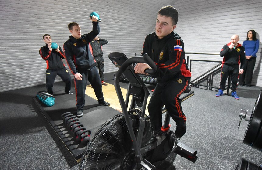 Обновленный спортзал открылся в столичном колледже физической культуры "Спарта" 16 фото