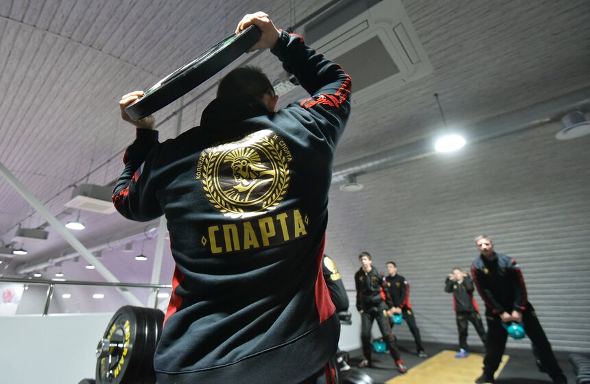 Обновленный спортзал открылся в столичном колледже физической культуры "Спарта" 18 фото