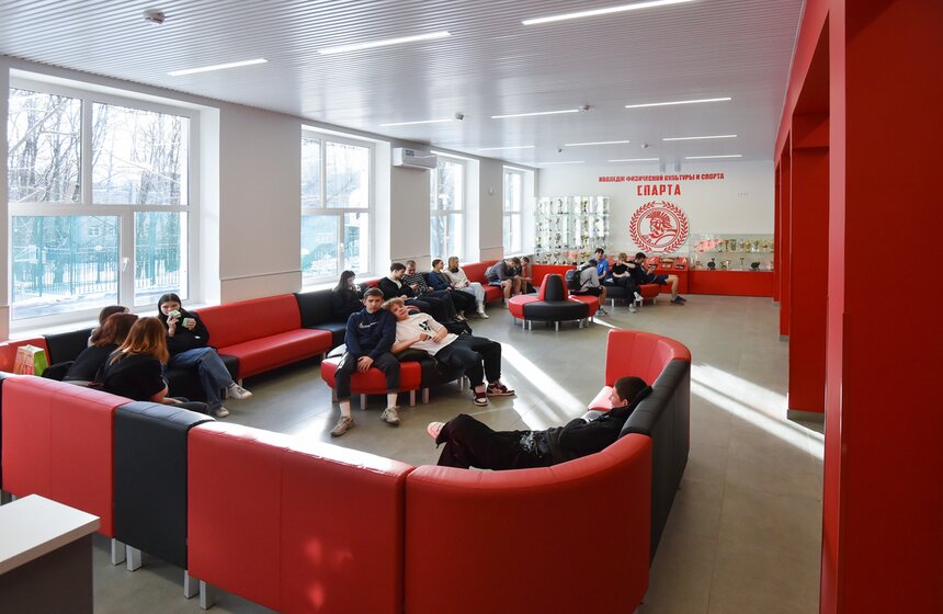 Обновленный спортзал открылся в столичном колледже физической культуры "Спарта" 21 фото