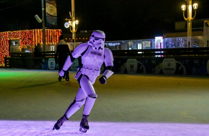 Косплей-вечеринка "Космопорт "Восток" состоялась на ВДНХ 4 фото