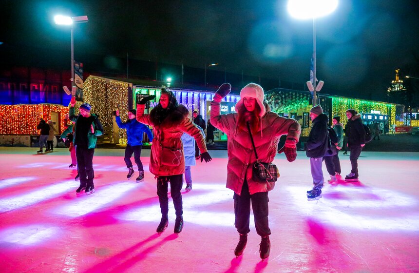 Косплей-вечеринка "Космопорт "Восток" состоялась на ВДНХ 2 фото