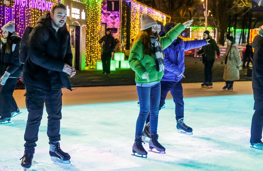 Косплей-вечеринка "Космопорт "Восток" состоялась на ВДНХ 7 фото