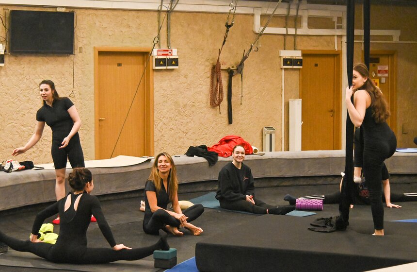 Презентация книги "Понять хищника" братьев Запашных прошла в Москве 20 фото