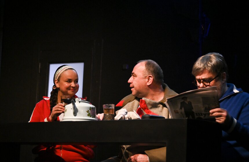 Премьера спектакля "Страсти по Торчалову" состоялась в театре "Модерн" 9 фото