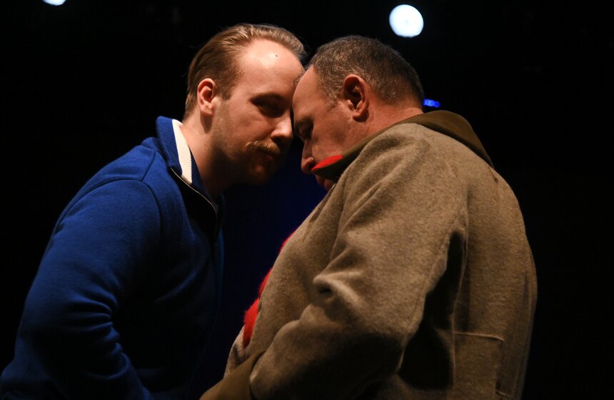 Премьера спектакля "Страсти по Торчалову" состоялась в театре "Модерн" 11 фото