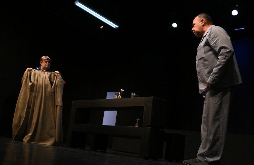 Премьера спектакля "Страсти по Торчалову" состоялась в театре "Модерн" 7 фото