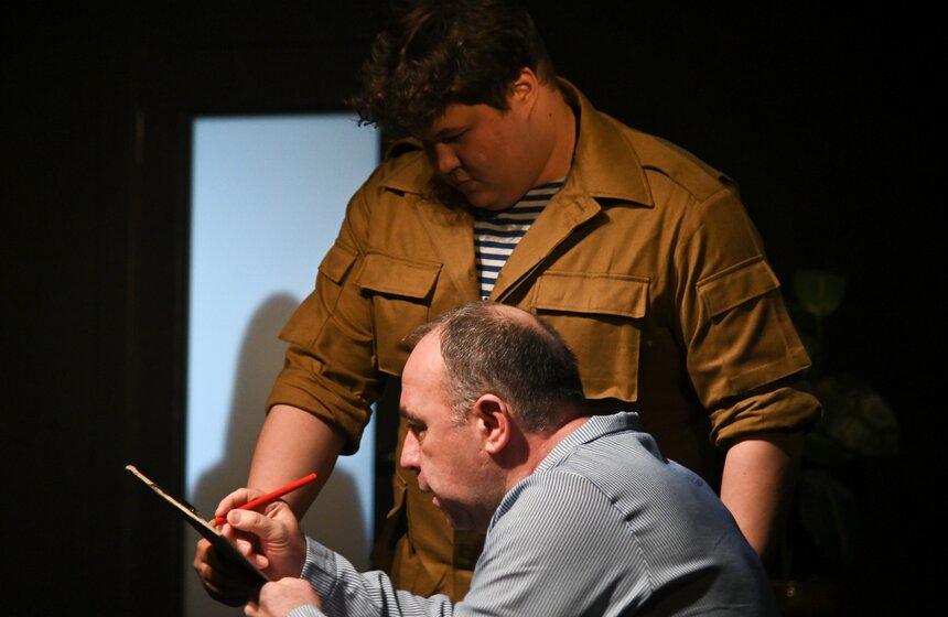 Премьера спектакля "Страсти по Торчалову" состоялась в театре "Модерн" 3 фото