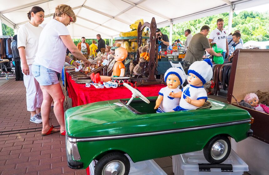 Фестиваль "Ретрорейс" прошел в столице 10 фото