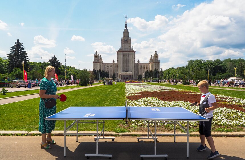 Фестиваль "Ретрорейс" прошел в столице 24 фото