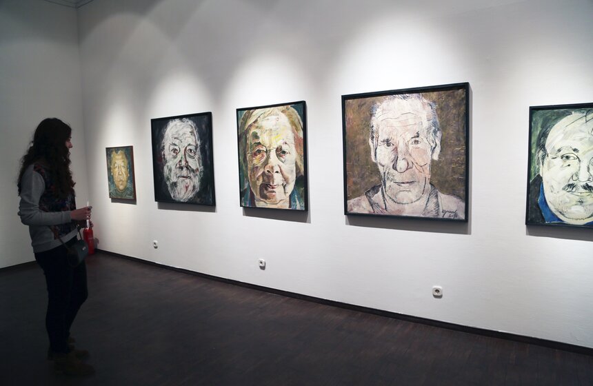 В ММОМА открылась выставка живописных работ архитектора Шумакова 9 фото