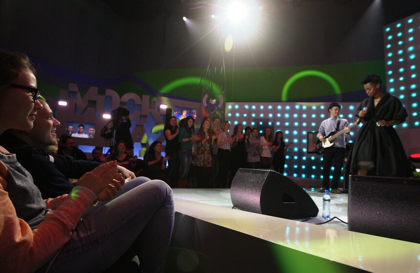 Группа Morcheeba выступила в программе "Живой звук" 5 фото