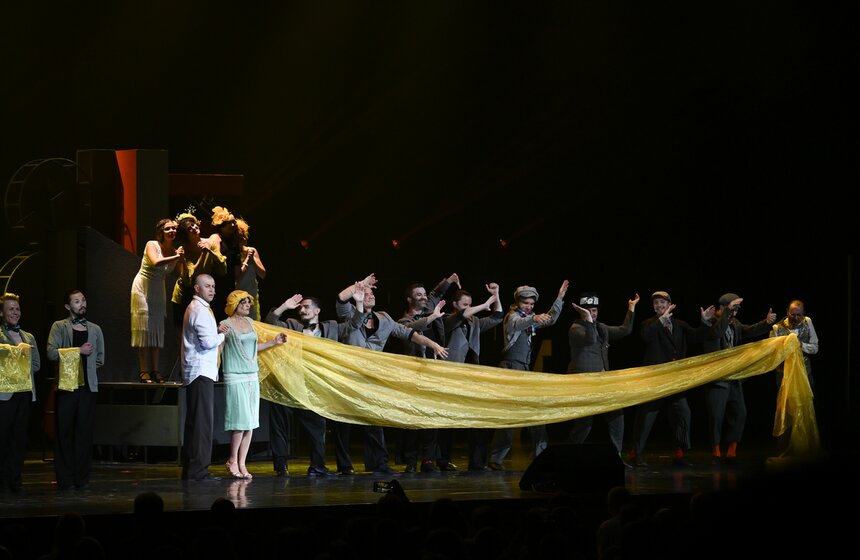 В Кремлевском дворце прошла премьера спектакля "Маяковский. Городской мюзикл" 10 фото