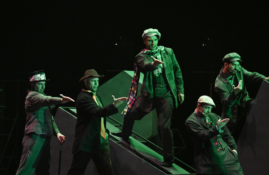 В Кремлевском дворце прошла премьера спектакля "Маяковский. Городской мюзикл" 9 фото