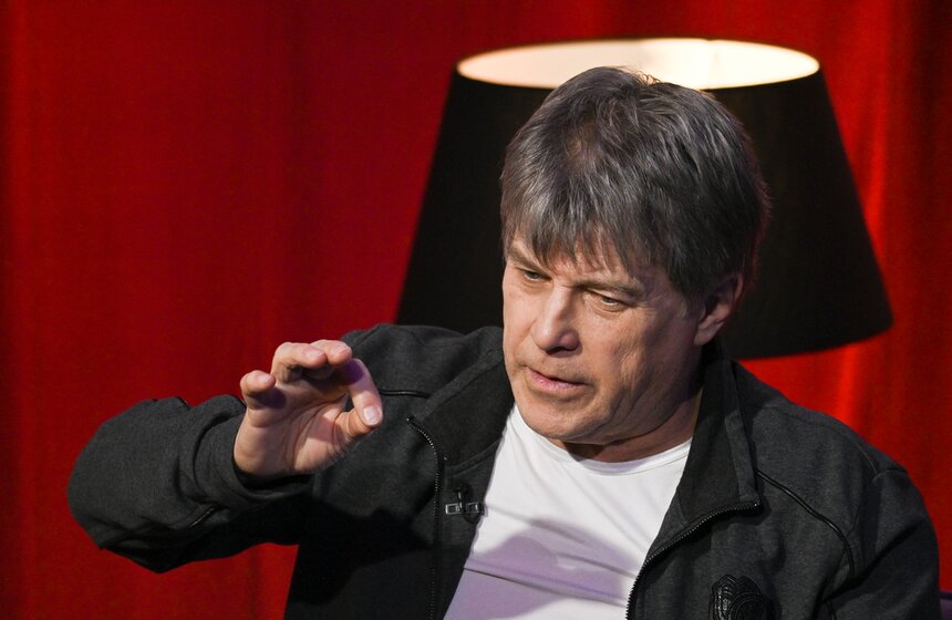 Алексей Глызин дал интервью в рамках программы "Золотая рыбка" 9 фото