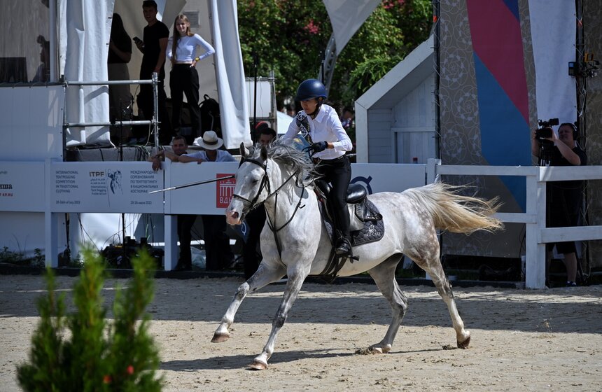 Международные соревнования по тентпеггингу состоялись в Москве 3 фото