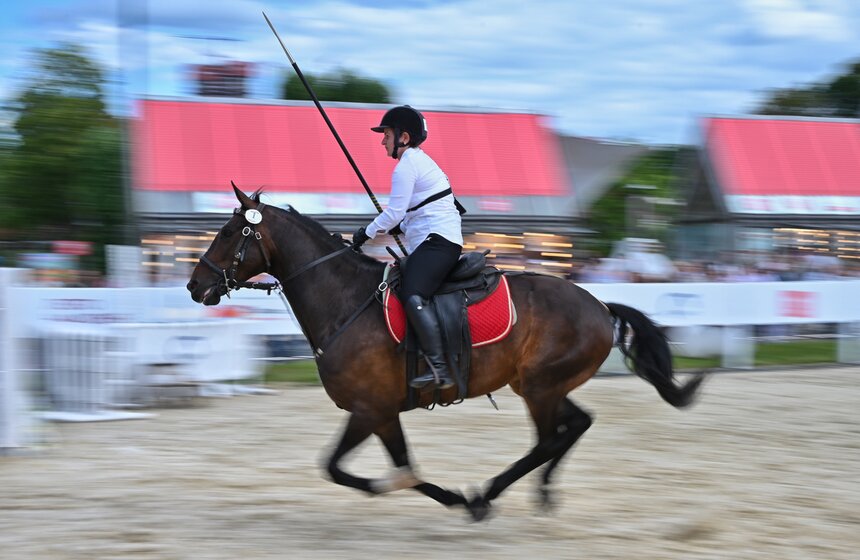 Международные соревнования по тентпеггингу состоялись в Москве 13 фото