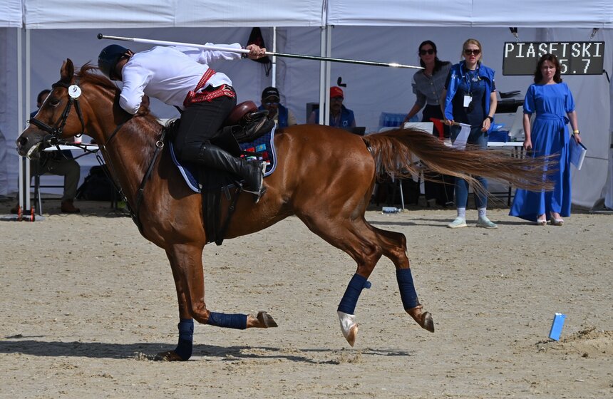 Международные соревнования по тентпеггингу состоялись в Москве 5 фото