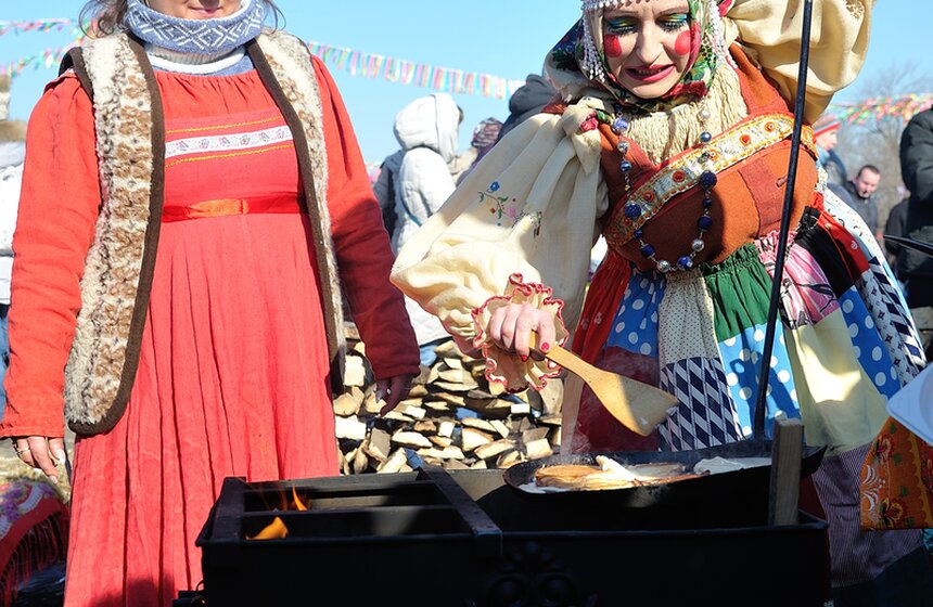 В "Коломенском" 1 марта отметили Масленицу 2 фото