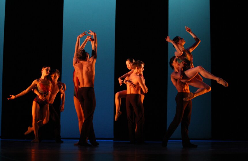 На ЗИЛе станцевали "Архитектуру звука" 8 фото