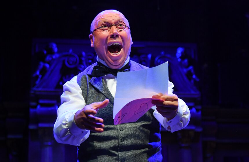 Премьерой "Красавец мужчина" открылся сезон в Театре на Трубной 33 фото