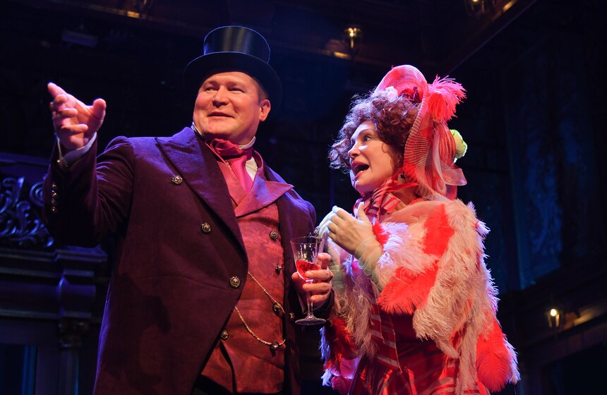 Премьерой "Красавец мужчина" открылся сезон в Театре на Трубной 17 фото