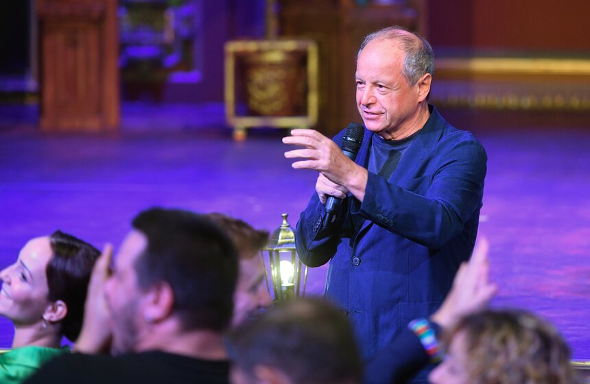 Премьерой "Красавец мужчина" открылся сезон в Театре на Трубной 10 фото