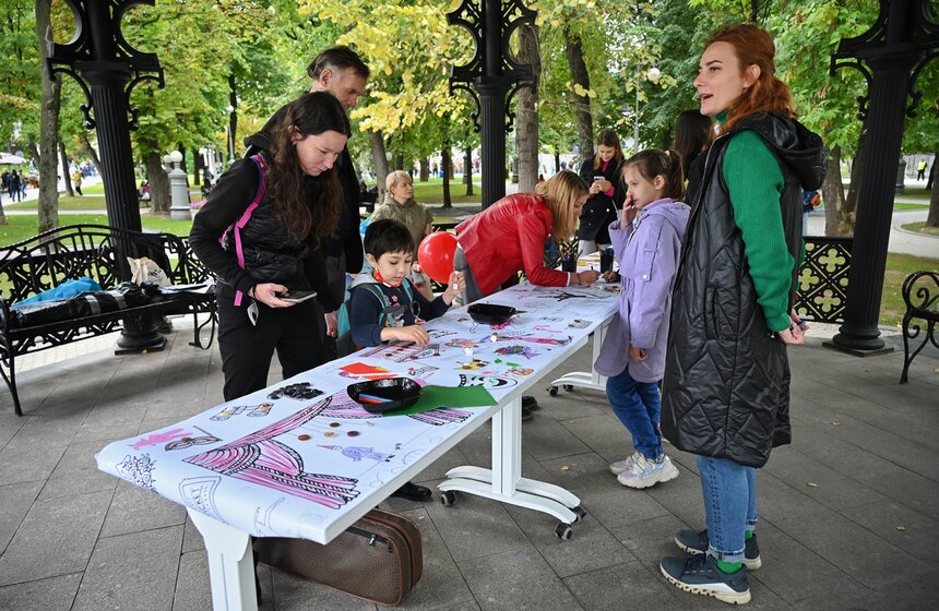 В Москве отметили День города 16 фото
