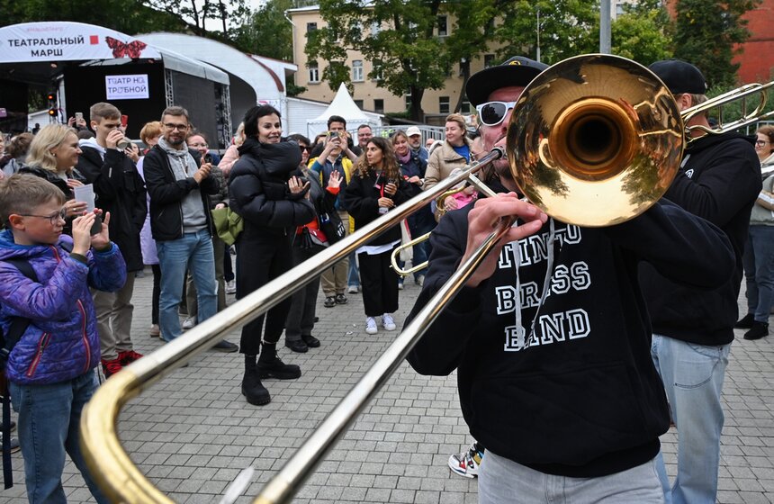 В Москве отметили День города 18 фото