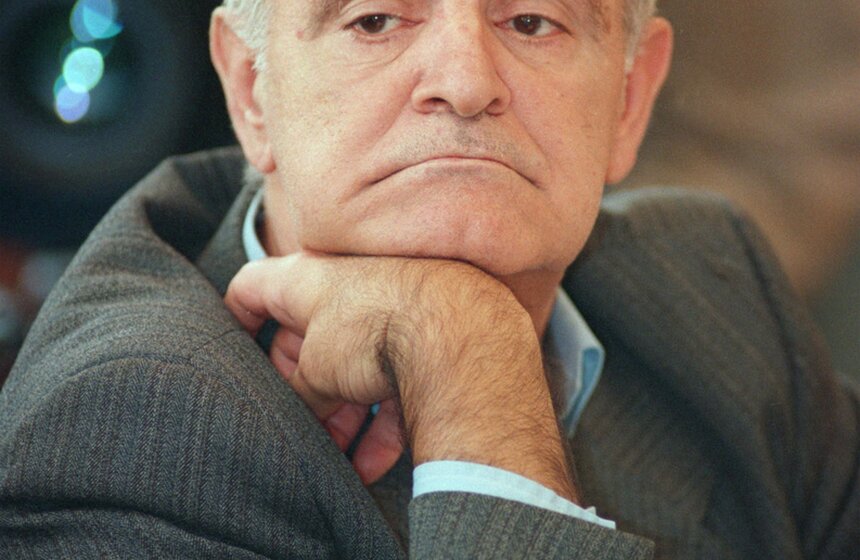 Писателю Фазилю Искандеру исполнилось 85 лет 12 фото