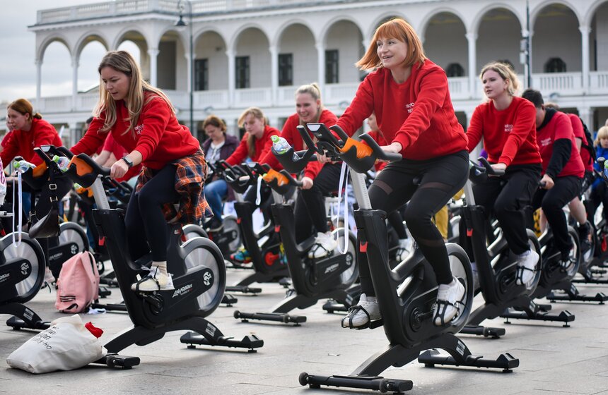 Осенний велофестиваль прошел на Северном речном вокзале 23 фото
