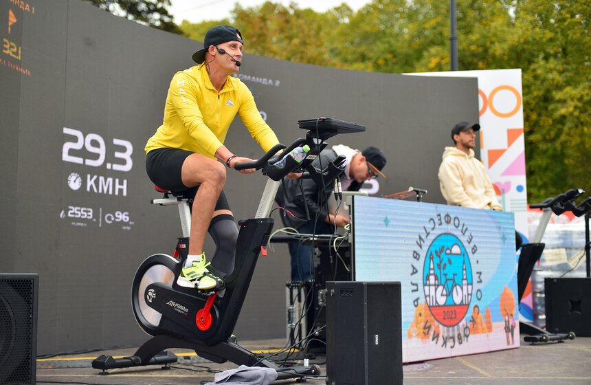 Осенний велофестиваль прошел на Северном речном вокзале 8 фото