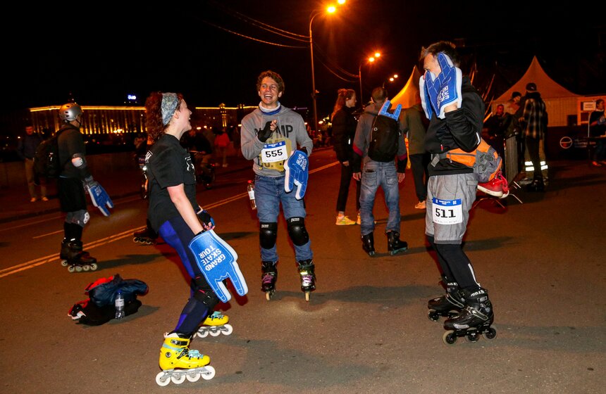 Ночной роллер-заезд состоялся в Москве 17 сентября 2 фото