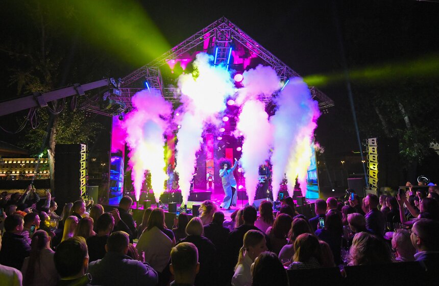 Победителей конкурса медиафестиваля "Твоя Москва" наградили в столице 12 фото