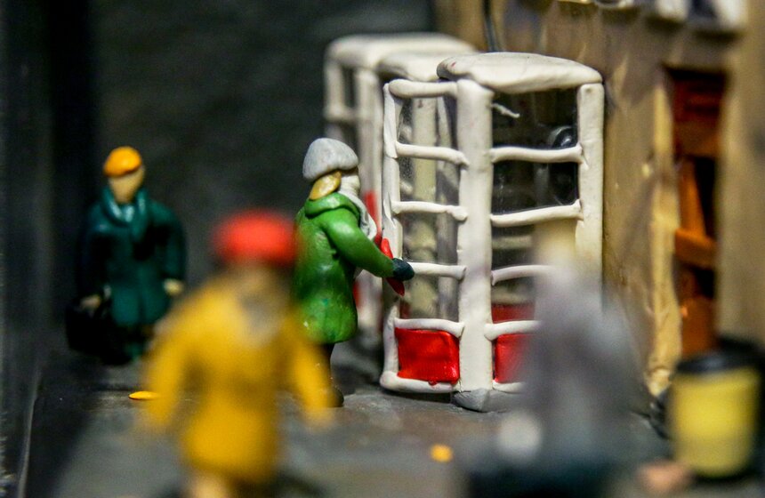 Пластилиновая выставка Алексея Микулина проходит в галерее Измайлово 17 фото