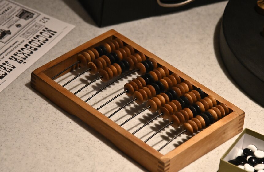 В Москве открылась выставка "На вес золота. Люди. Финансы. Эпохи" 7 фото