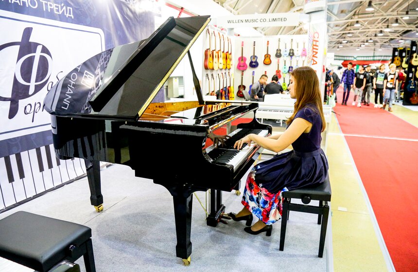 В ЦВК "Экспоцентр" прошла выставка "Музыка Москва 2023" 20 фото